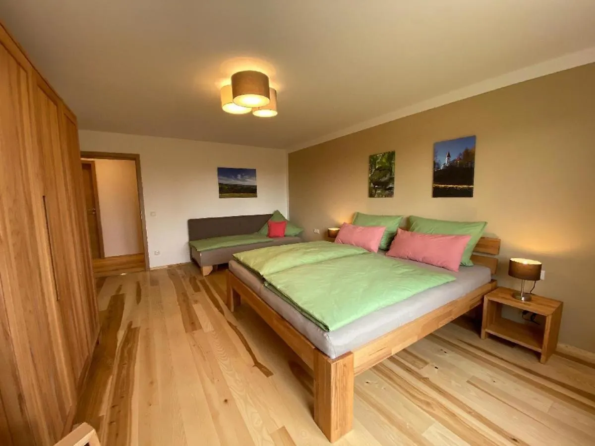 Apartment Naturspiel Posing